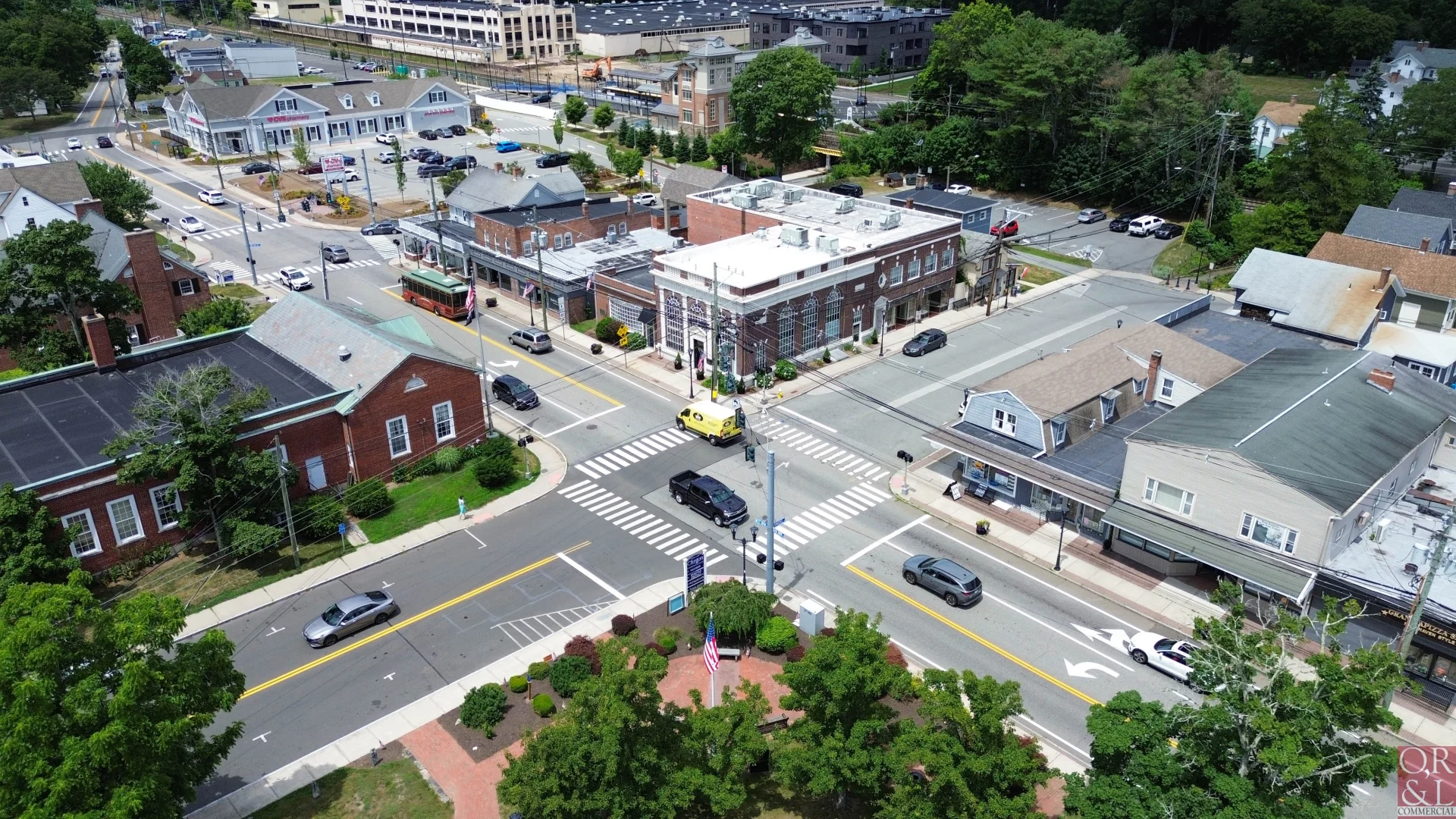 1 W Main Street Clinton 9.webp